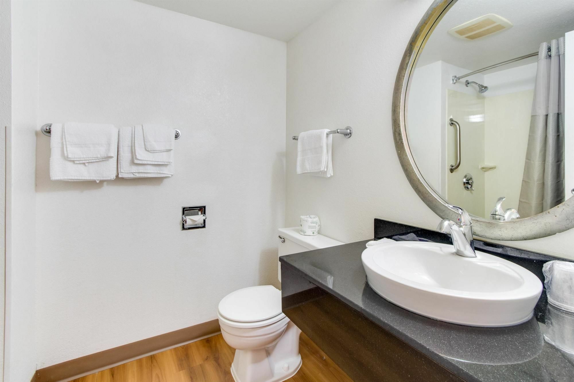 Red Roof Inn Plus+ Columbus - וורת'ינגטון מראה חיצוני תמונה