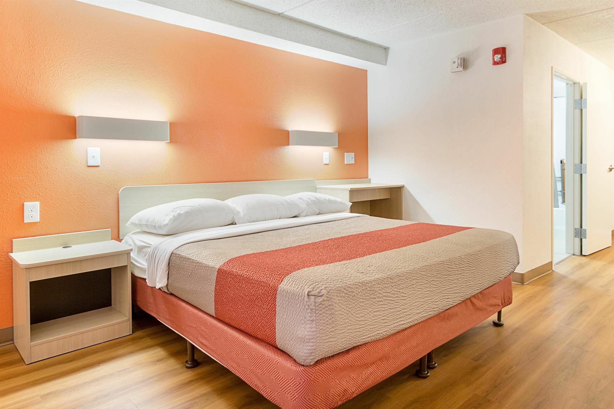 Red Roof Inn Plus+ Columbus - וורת'ינגטון מראה חיצוני תמונה